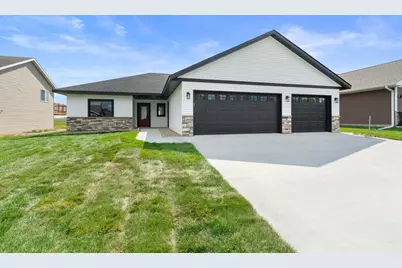 1534 9th Avenue SW, Hutchinson, MN 55350 - Photo 13