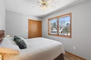 268 Shamrock Dr, Mahtomedi, MN 55115 - Photo 13