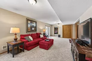 268 Shamrock Dr, Mahtomedi, MN 55115 - Photo 21