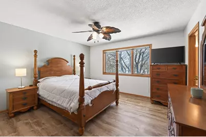 268 Shamrock Drive, Mahtomedi, MN 55115 - Photo 15