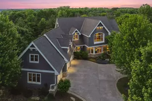 9726 Whistling Valley Rd, Lake Elmo, MN 55042 - Photo 5