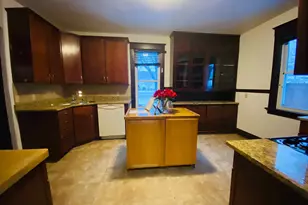 607 Topping St, Saint Paul, MN 55103 - Photo 3