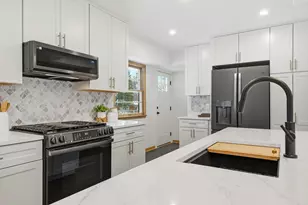 3927 Van Dyke St, White Bear Lake, MN 55110 - Photo 15