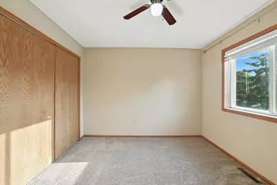 3230 Edgerton Street, Vadnais Heights, MN 55127 - Photo 17