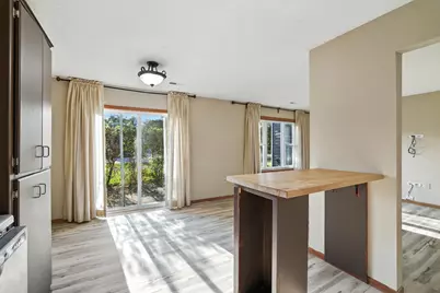 3230 Edgerton Street, Vadnais Heights, MN 55127 - Photo 9