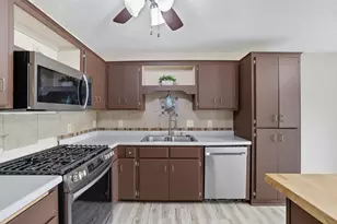 3230 Edgerton St, Vadnais Heights, MN 55127 - Photo 3