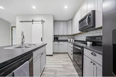 1470 Michigan Avenue, Detroit Lakes, MN 56501 - Photo 7