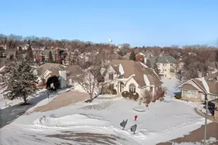 2530 Wexford Ct, New Brighton, MN 55112 - Photo 5