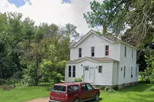 318 2nd Ave, Pemberton, MN 56078 - Photo 1