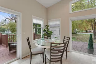 407 Turners Crossroad N, Golden Valley, MN 55422 - Photo 11