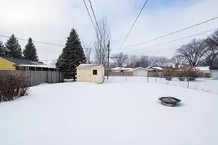 1013 13th St N, Moorhead, MN 56560 - Photo 25