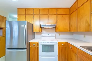 1228 S Ramsey St, Blue Earth, MN 56013 - Photo 9