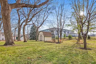 35 Knollwood Street W, Annandale, MN 55302 - Photo 31