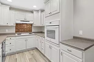 35 Knollwood Street W, Annandale, MN 55302 - Photo 11