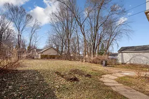 711 3rd St NW, Faribault, MN 55021 - Photo 7