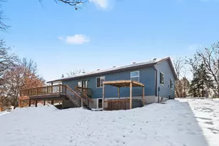 1011 Tyler Ave SE, Isanti, MN 55040 - Photo 11