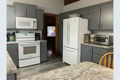 335 E Sorenson Avenue, Appleton, MN 56208 - Photo 9