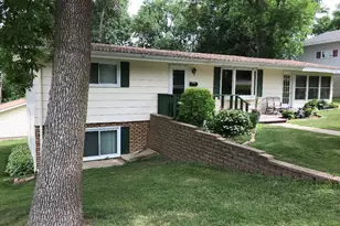 335 E Sorenson Ave, Appleton, MN 56208 - Photo 1