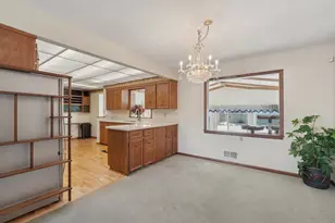 272 Roma Ave, Roseville, MN 55113 - Photo 7