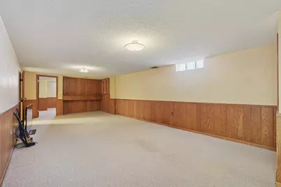 272 Roma Avenue, Roseville, MN 55113 - Photo 15