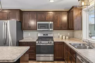 813 Golden Way NW, Isanti, MN 55040 - Photo 13