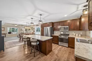 813 Golden Way NW, Isanti, MN 55040 - Photo 11