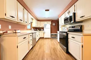 1502 Indian Hill Rd, Worthington, MN 56187 - Photo 11