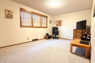 1502 Indian Hill Rd, Worthington, MN 56187 - Photo 25