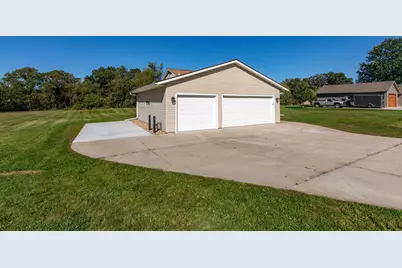 5897 Woodrose Court SE, Rochester, MN 55904 - Photo 3