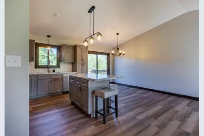 5897 Woodrose Court SE, Rochester, MN 55904 - Photo 5