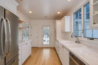 225 Oak Knoll Boulevard, Mankato, MN 56001 - Photo 19