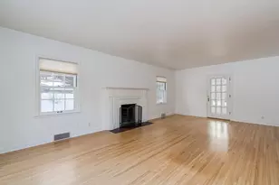 225 Oak Knoll Blvd, Mankato, MN 56001 - Photo 9