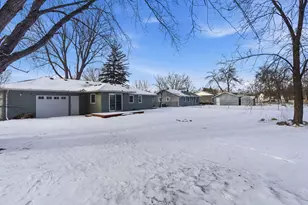 10409 Zion St NW, Coon Rapids, MN 55433 - Photo 19