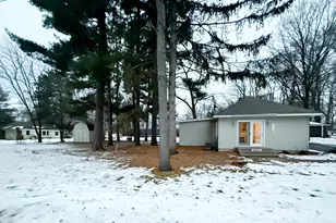 1720 Racine Ave S, Lakeland, MN 55043 - Photo 1