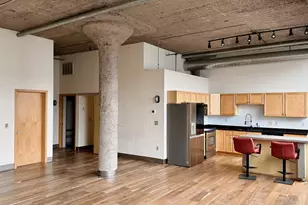 521 S 7th St, Minneapolis, MN 55415 - Photo 1