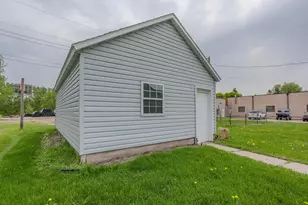 607 Saint Johns Ave, Red Lake Falls, MN 56750 - Photo 19