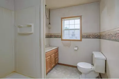 607 Saint Johns Avenue, Red Lake Falls, MN 56750 - Photo 9