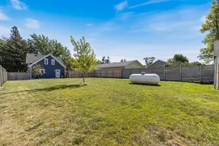 220 Fremont St S, Lake Benton, MN 56149 - Photo 11
