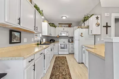 220 Fremont Street S, Lake Benton, MN 56149 - Photo 27