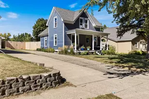 220 Fremont St S, Lake Benton, MN 56149 - Photo 3