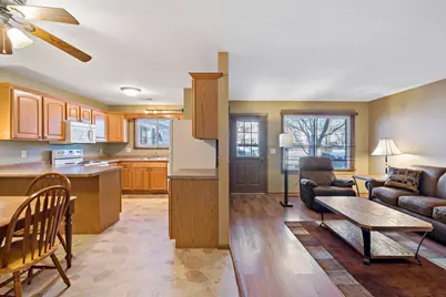 7570 15th Street Lane N, Oakdale, MN 55128 - Photo 3