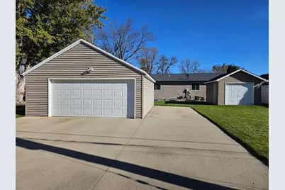 417 9th Street N, Breckenridge, MN 56520 - Photo 3