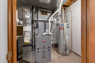 21 N Oaks Rd, North Oaks, MN 55127 - Photo 51