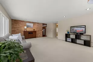 21 N Oaks Rd, North Oaks, MN 55127 - Photo 19