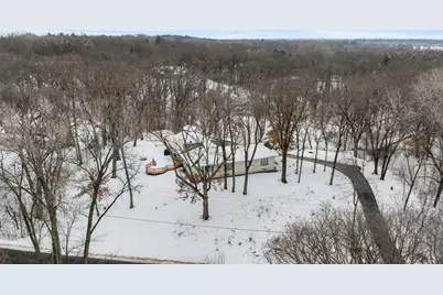 21 N Oaks Road, North Oaks, MN 55127 - Photo 5