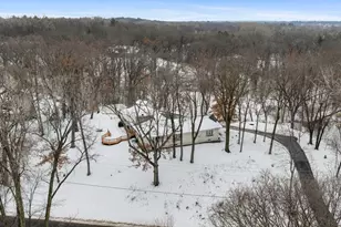 21 N Oaks Rd, North Oaks, MN 55127 - Photo 5