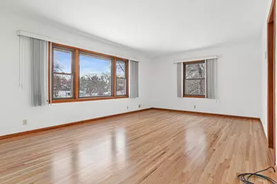 11216 Harrison Avenue S, Bloomington, MN 55437 - Photo 3