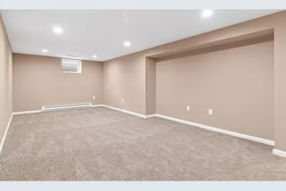 11216 Harrison Avenue S, Bloomington, MN 55437 - Photo 13