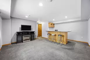 1250 76th Ave S, Fargo, ND 58104 - Photo 17