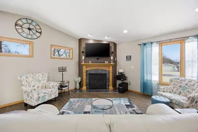 1250 76th Avenue S, Fargo, ND 58104 - Photo 9